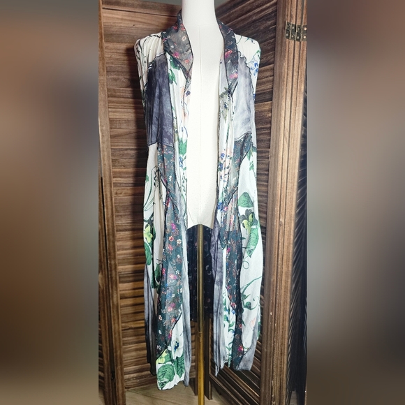 Fleu De Lis Sweaters - Women’s Boho Patchwork Open Front Long Vest Sleeveless Floral Duster XL Artsy